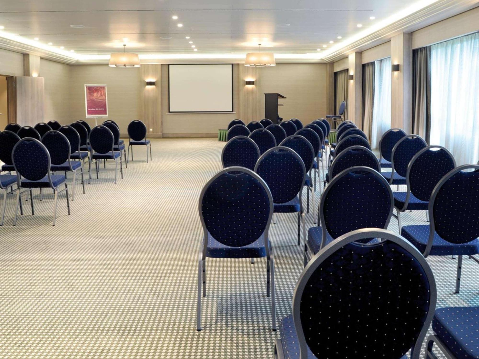 Mercure Luxembourg Kikuoka Golf & Canach
