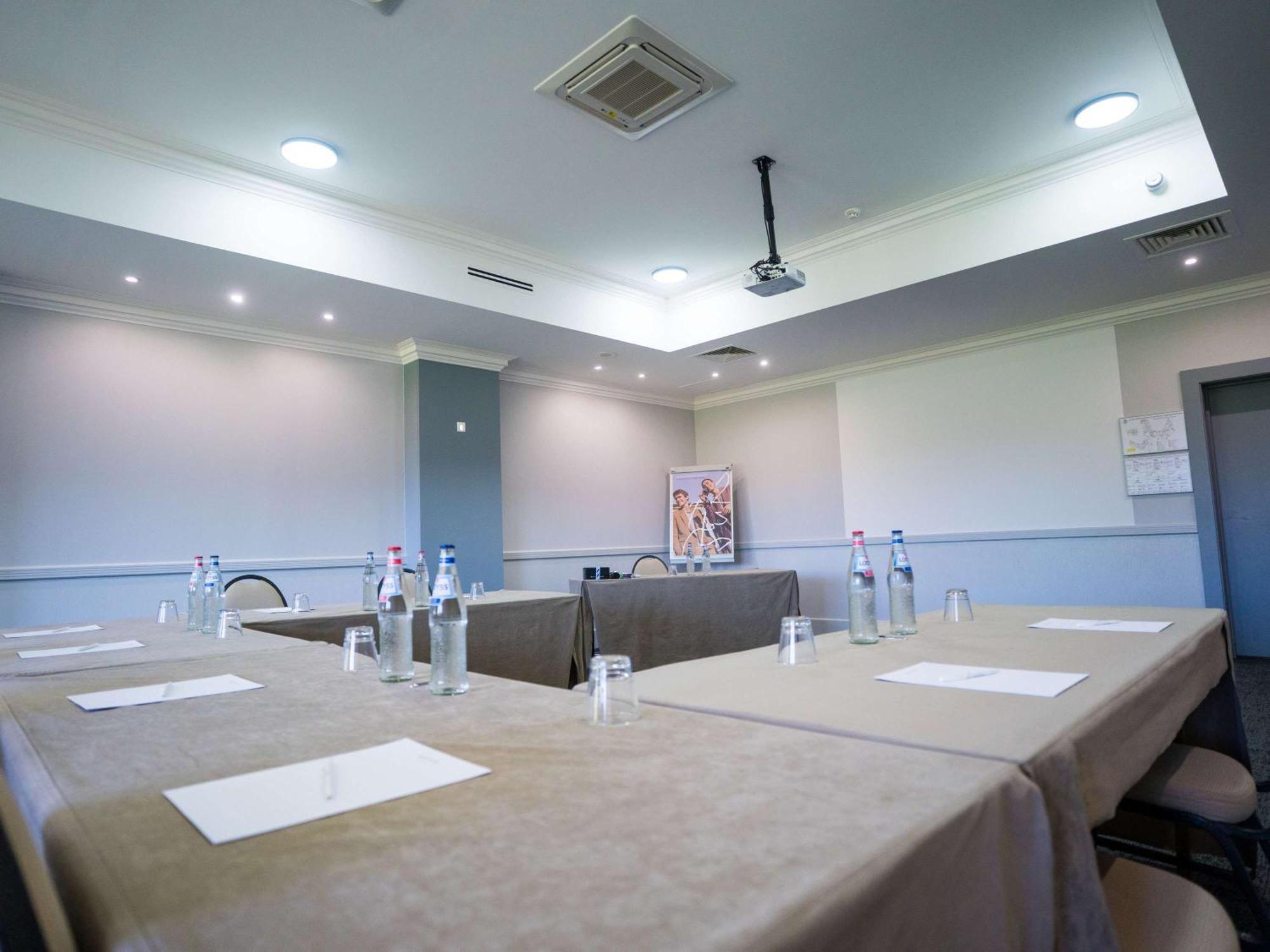 Hotel Mercure Luxembourg Kikuoka Golf &