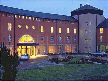 Mercure Luxembourg Kikuoka Golf & Hotel 4*